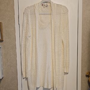 Women's Cream Sweater LG